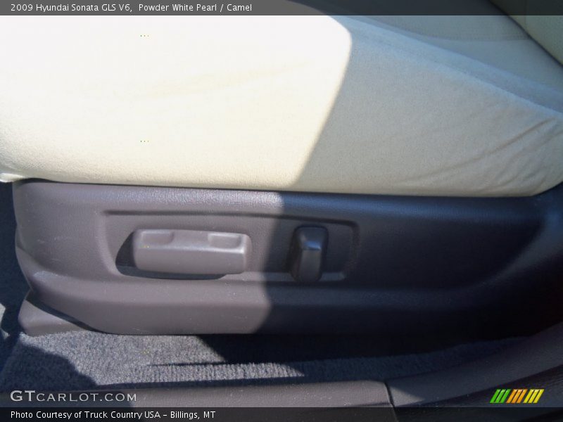 Powder White Pearl / Camel 2009 Hyundai Sonata GLS V6