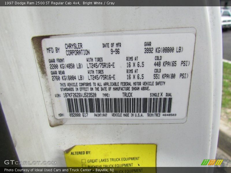 1997 Ram 2500 ST Regular Cab 4x4 Bright White Color Code PW7