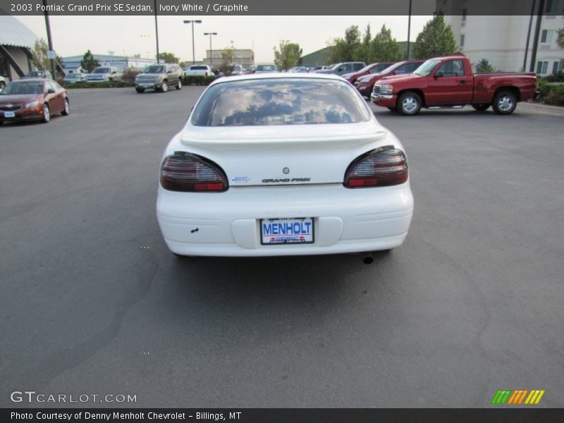 Ivory White / Graphite 2003 Pontiac Grand Prix SE Sedan