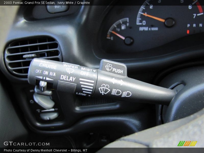 Ivory White / Graphite 2003 Pontiac Grand Prix SE Sedan