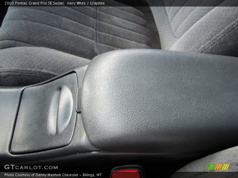 Ivory White / Graphite 2003 Pontiac Grand Prix SE Sedan