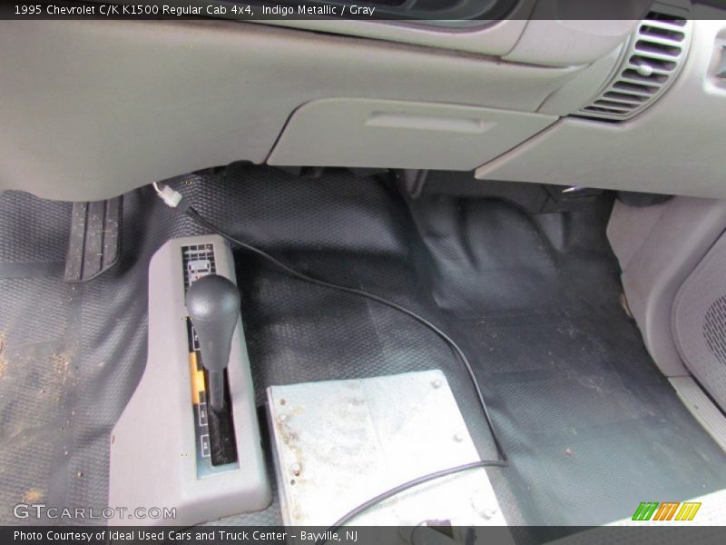 Indigo Metallic / Gray 1995 Chevrolet C/K K1500 Regular Cab 4x4