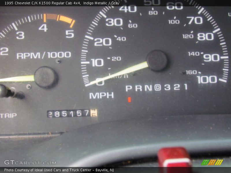 Indigo Metallic / Gray 1995 Chevrolet C/K K1500 Regular Cab 4x4