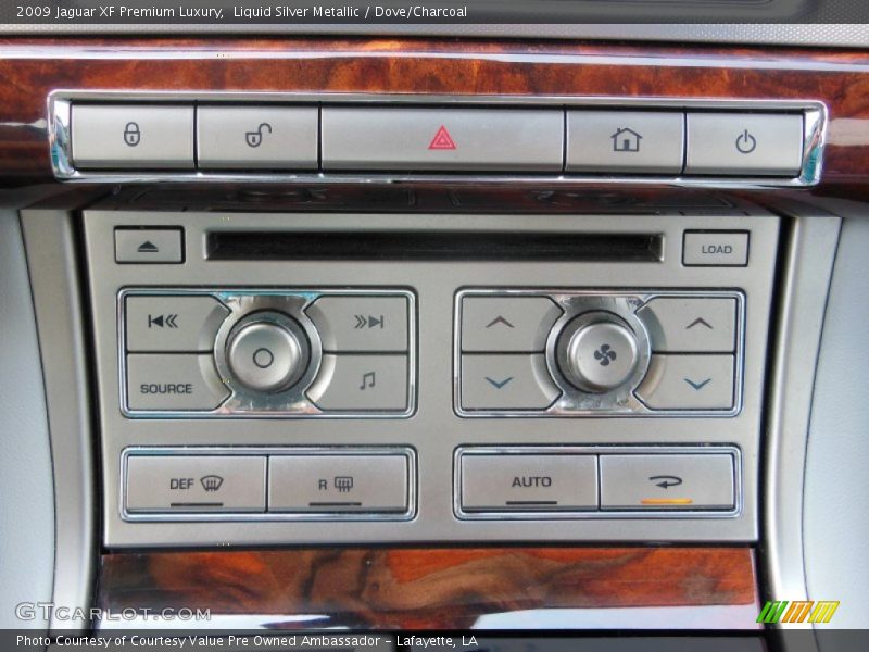 Liquid Silver Metallic / Dove/Charcoal 2009 Jaguar XF Premium Luxury