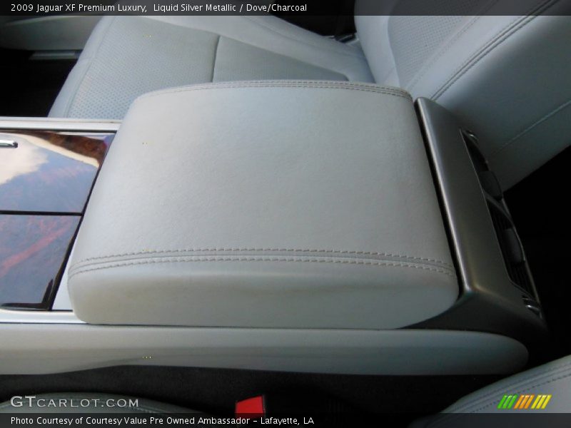Liquid Silver Metallic / Dove/Charcoal 2009 Jaguar XF Premium Luxury