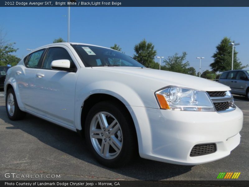 Bright White / Black/Light Frost Beige 2012 Dodge Avenger SXT