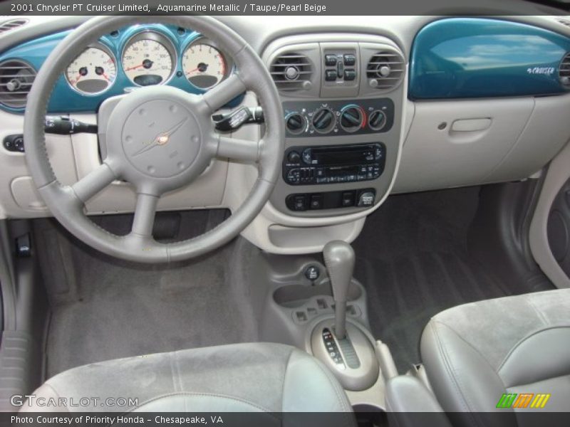 Dashboard of 2001 PT Cruiser Limited