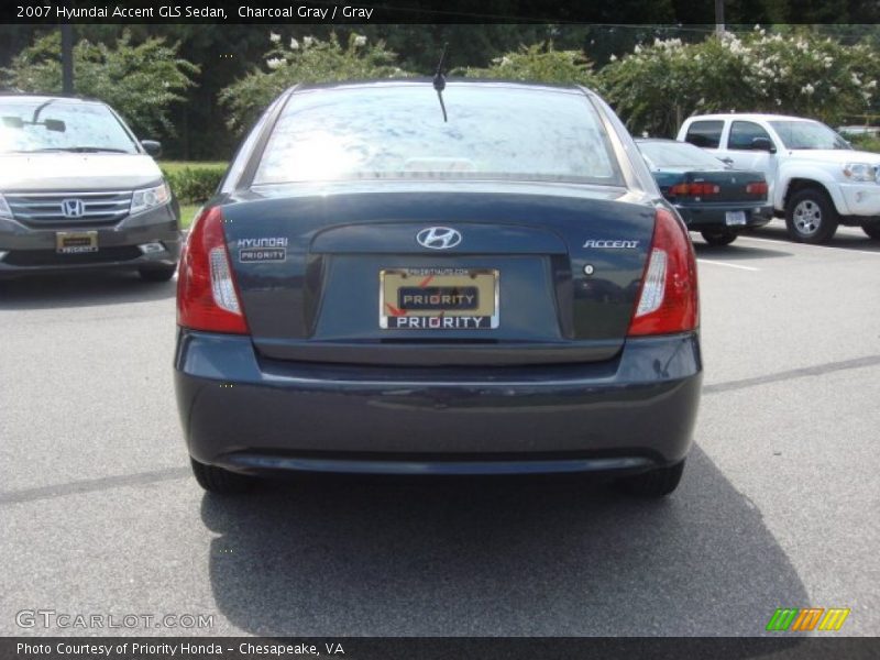 Charcoal Gray / Gray 2007 Hyundai Accent GLS Sedan