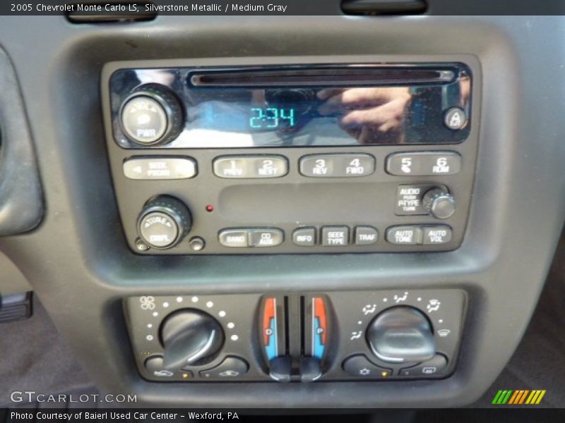 Silverstone Metallic / Medium Gray 2005 Chevrolet Monte Carlo LS