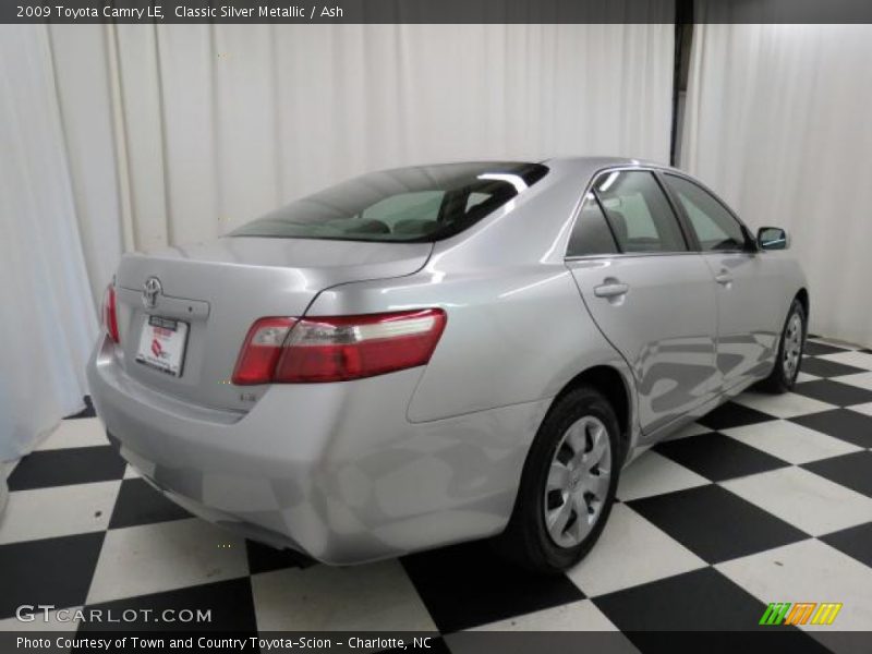 Classic Silver Metallic / Ash 2009 Toyota Camry LE