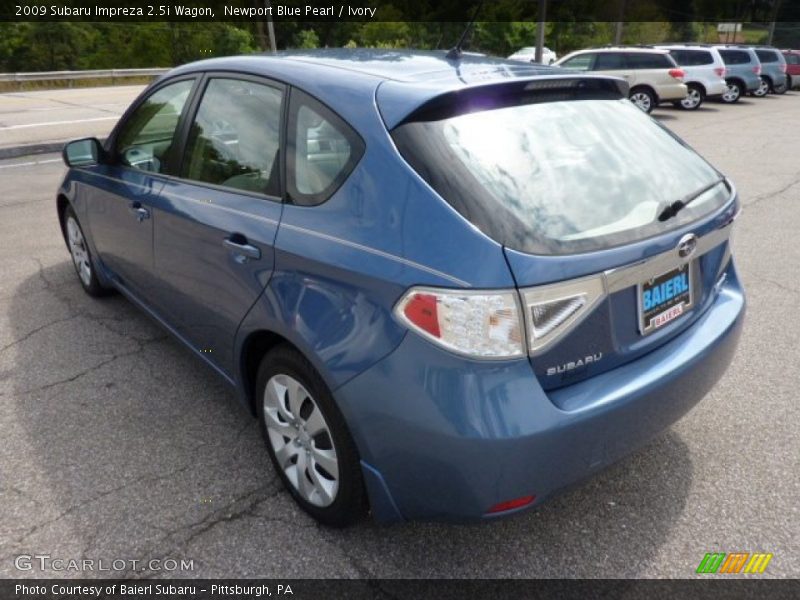 Newport Blue Pearl / Ivory 2009 Subaru Impreza 2.5i Wagon
