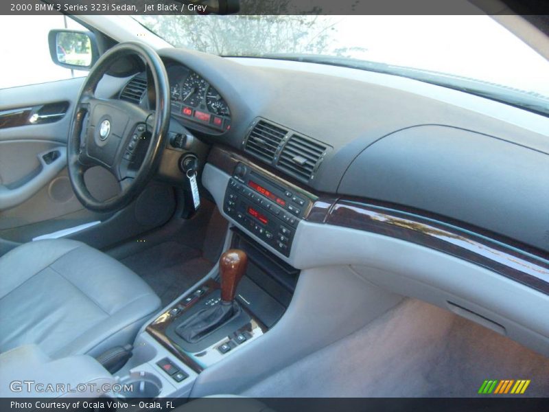 Jet Black / Grey 2000 BMW 3 Series 323i Sedan