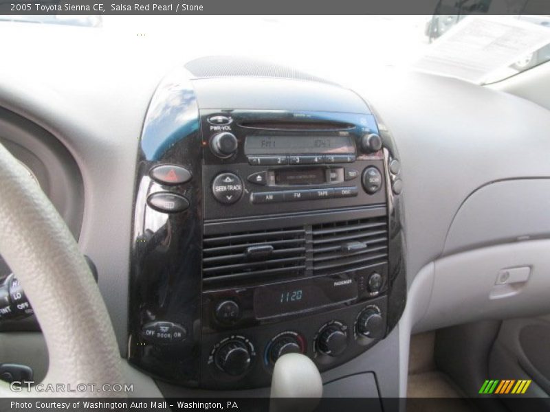 Controls of 2005 Sienna CE