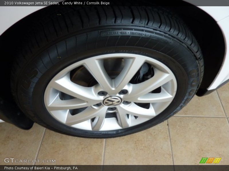 Candy White / Cornsilk Beige 2010 Volkswagen Jetta SE Sedan