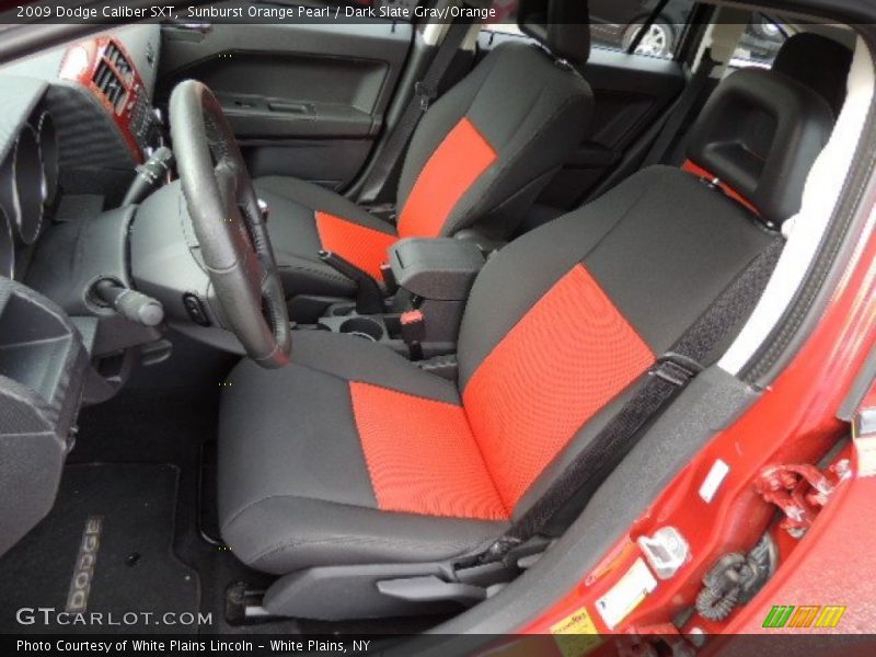 Front Seat of 2009 Caliber SXT