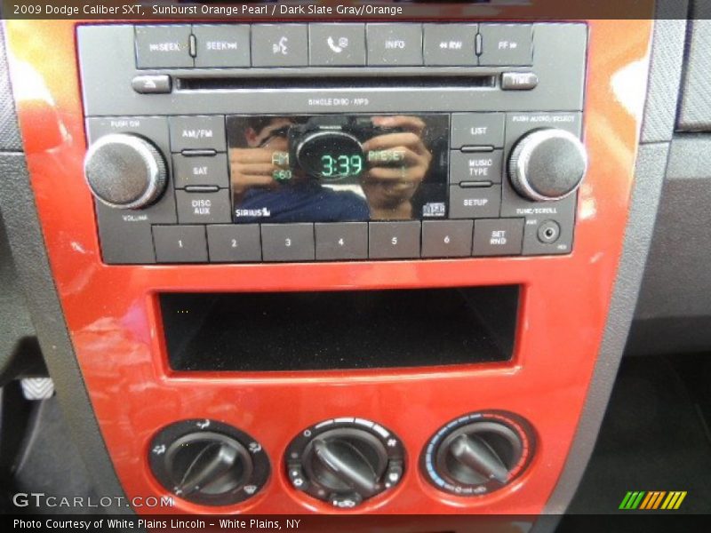 Audio System of 2009 Caliber SXT