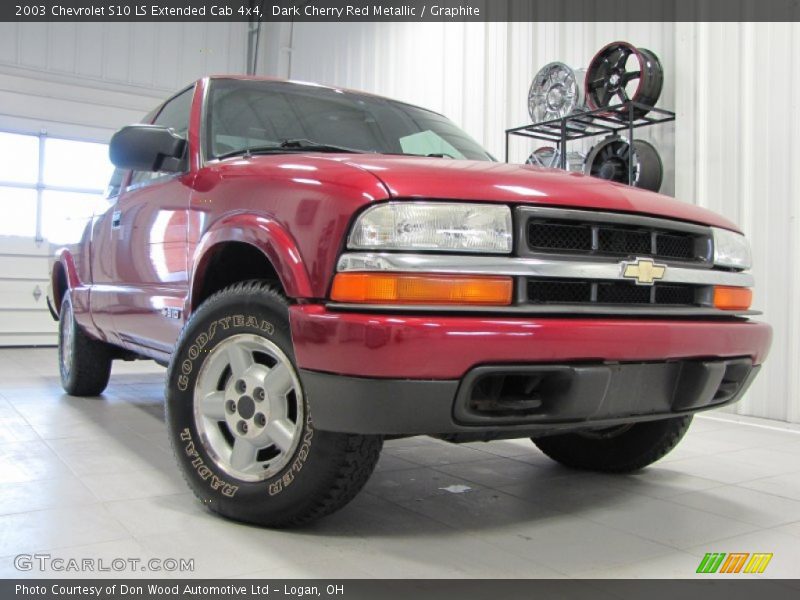 Dark Cherry Red Metallic / Graphite 2003 Chevrolet S10 LS Extended Cab 4x4