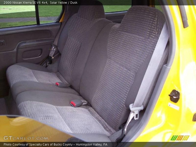 Solar Yellow / Dusk 2000 Nissan Xterra SE V6 4x4