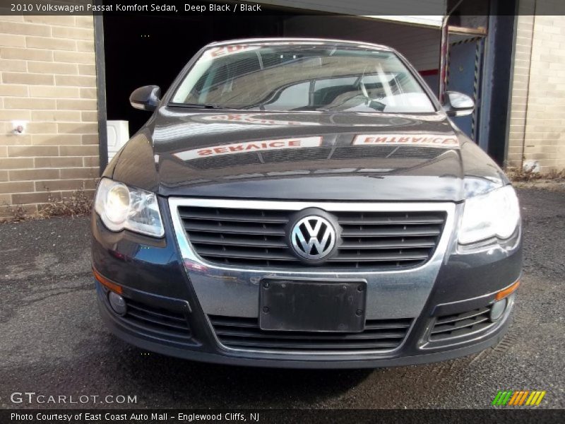 Deep Black / Black 2010 Volkswagen Passat Komfort Sedan