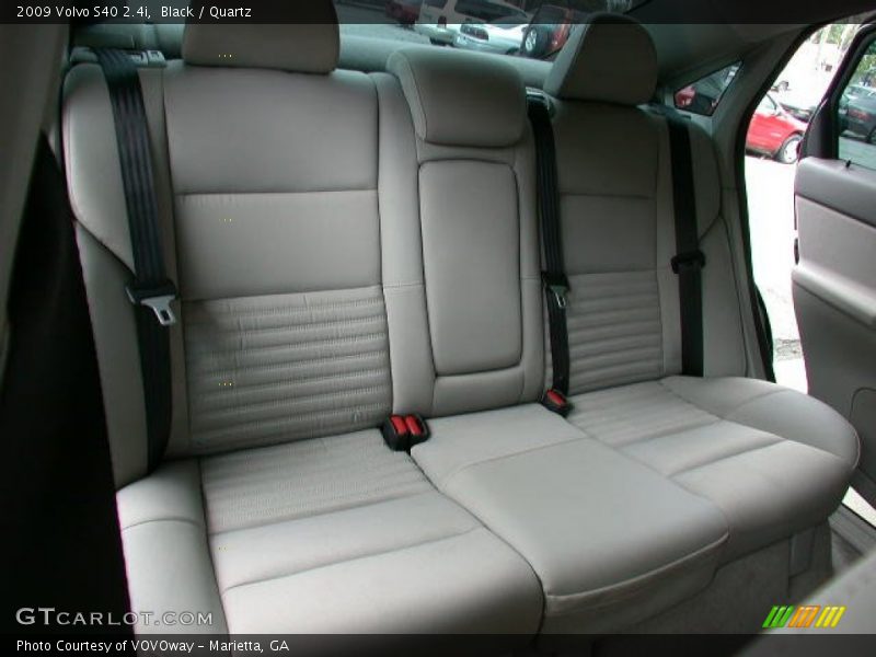 Black / Quartz 2009 Volvo S40 2.4i