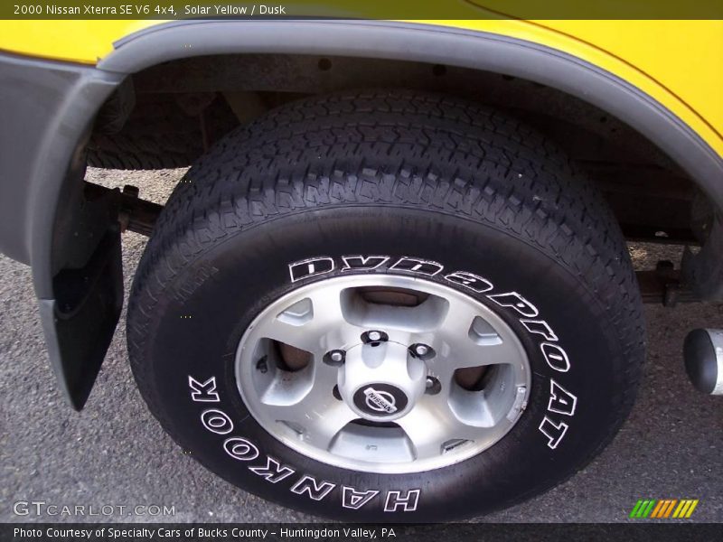 Solar Yellow / Dusk 2000 Nissan Xterra SE V6 4x4