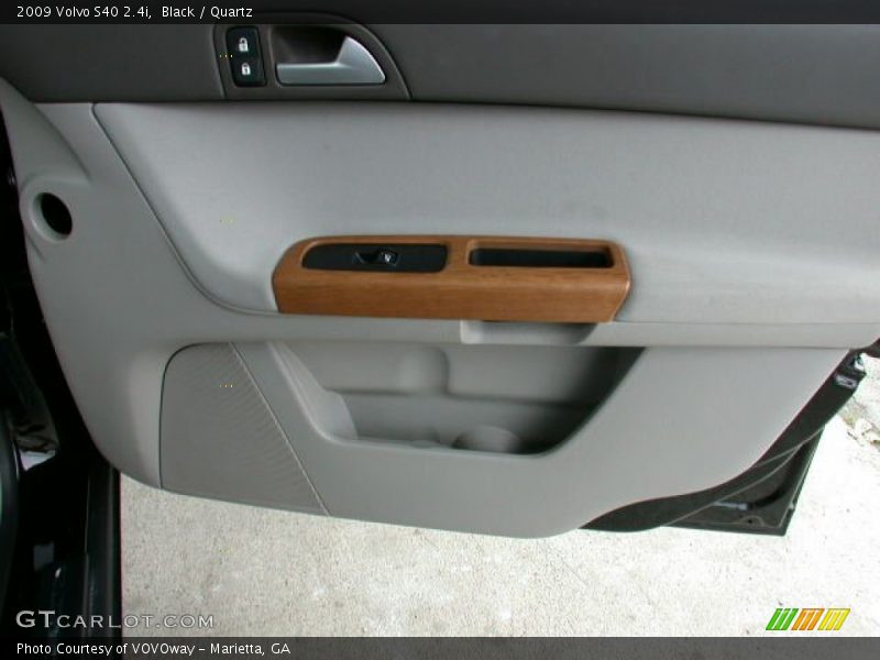 Black / Quartz 2009 Volvo S40 2.4i