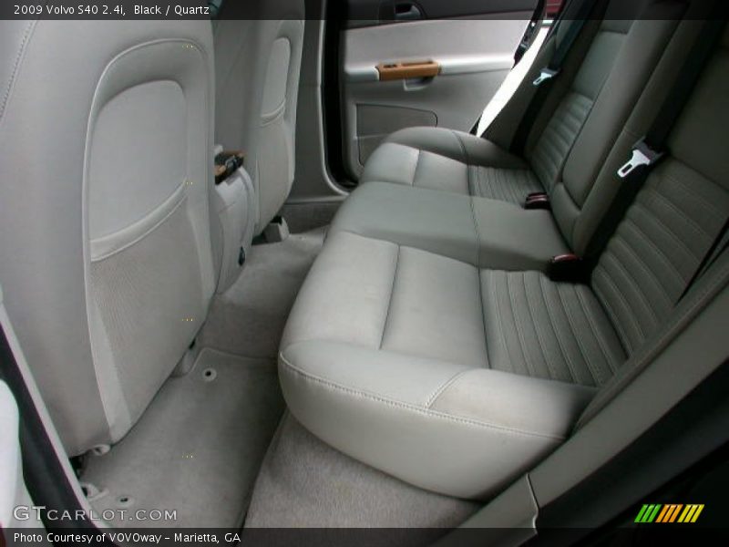 Black / Quartz 2009 Volvo S40 2.4i