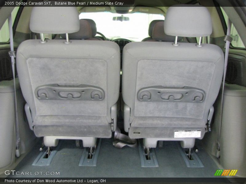  2005 Caravan SXT Trunk