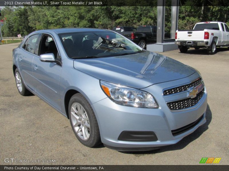 Front 3/4 View of 2013 Malibu LT