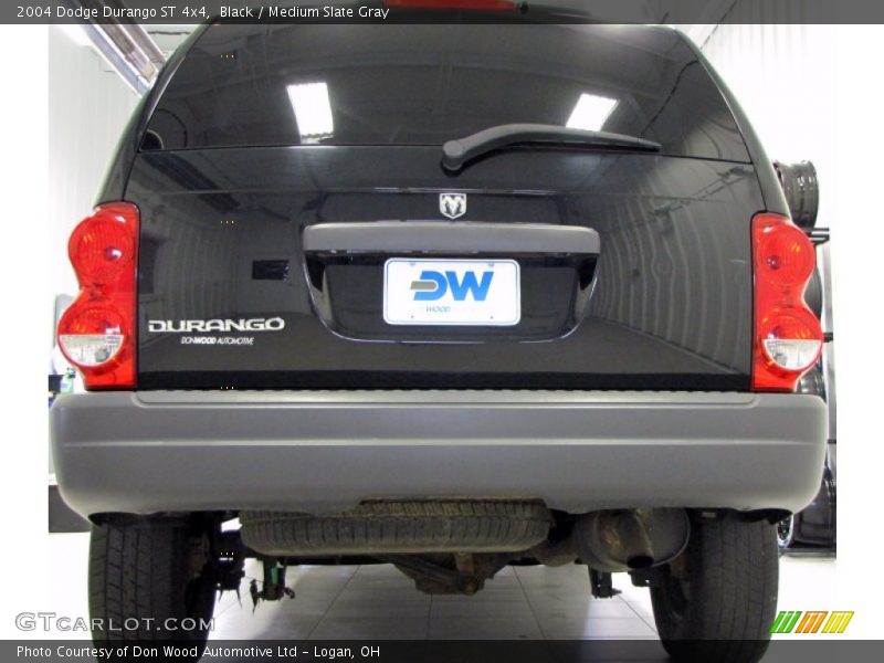 Black / Medium Slate Gray 2004 Dodge Durango ST 4x4