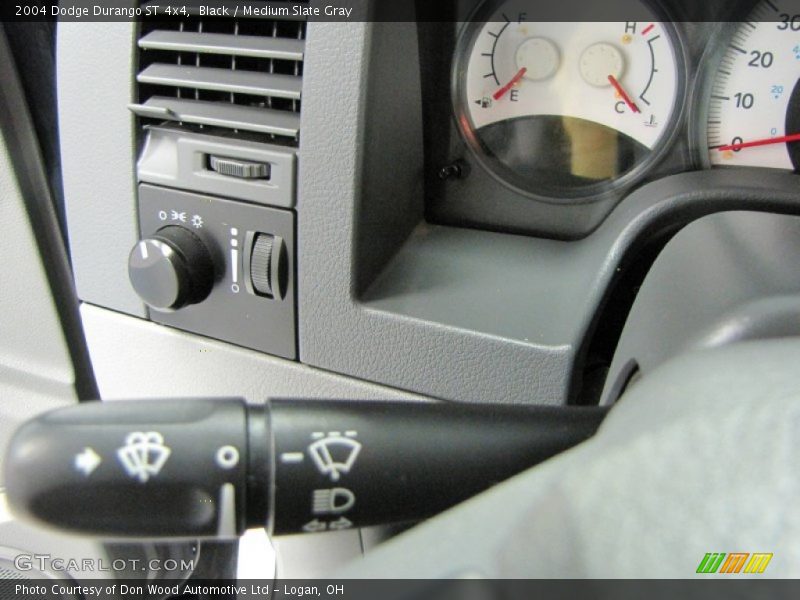 Black / Medium Slate Gray 2004 Dodge Durango ST 4x4