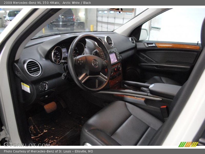 Arctic White / Black 2009 Mercedes-Benz ML 350 4Matic
