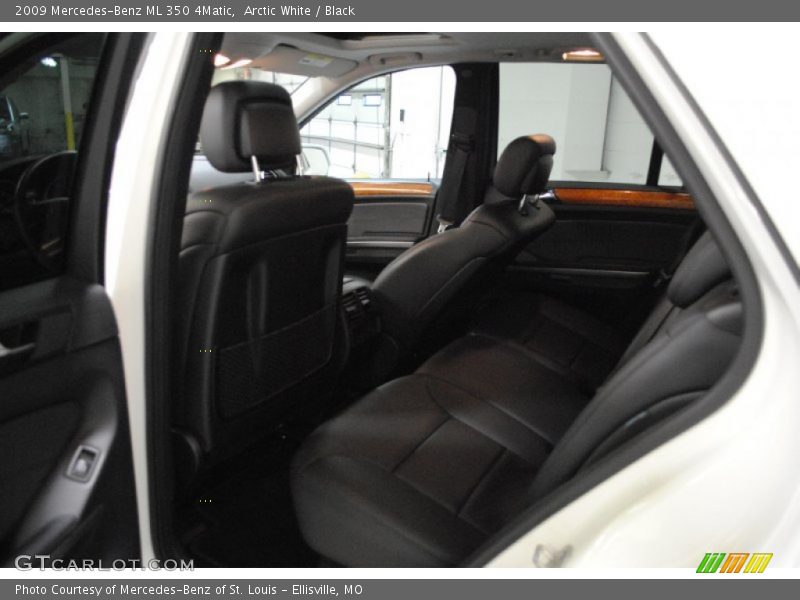 Arctic White / Black 2009 Mercedes-Benz ML 350 4Matic