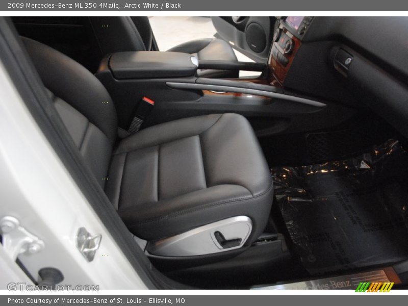 Arctic White / Black 2009 Mercedes-Benz ML 350 4Matic