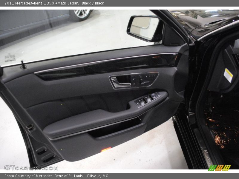Black / Black 2011 Mercedes-Benz E 350 4Matic Sedan