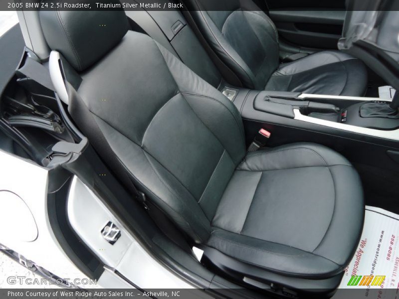 Front Seat of 2005 Z4 2.5i Roadster