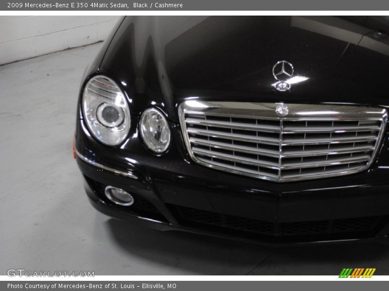 Black / Cashmere 2009 Mercedes-Benz E 350 4Matic Sedan