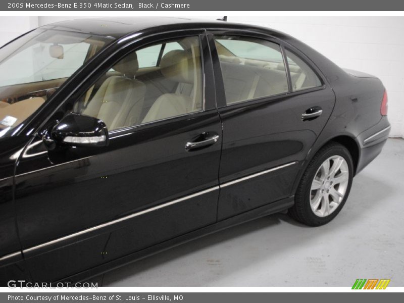 Black / Cashmere 2009 Mercedes-Benz E 350 4Matic Sedan