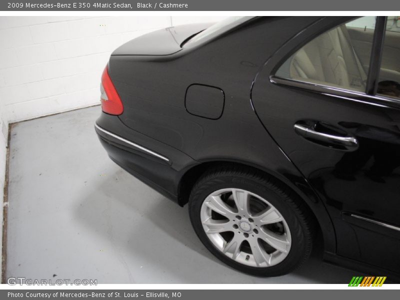 Black / Cashmere 2009 Mercedes-Benz E 350 4Matic Sedan