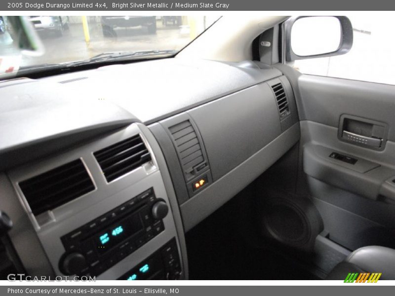 Bright Silver Metallic / Medium Slate Gray 2005 Dodge Durango Limited 4x4