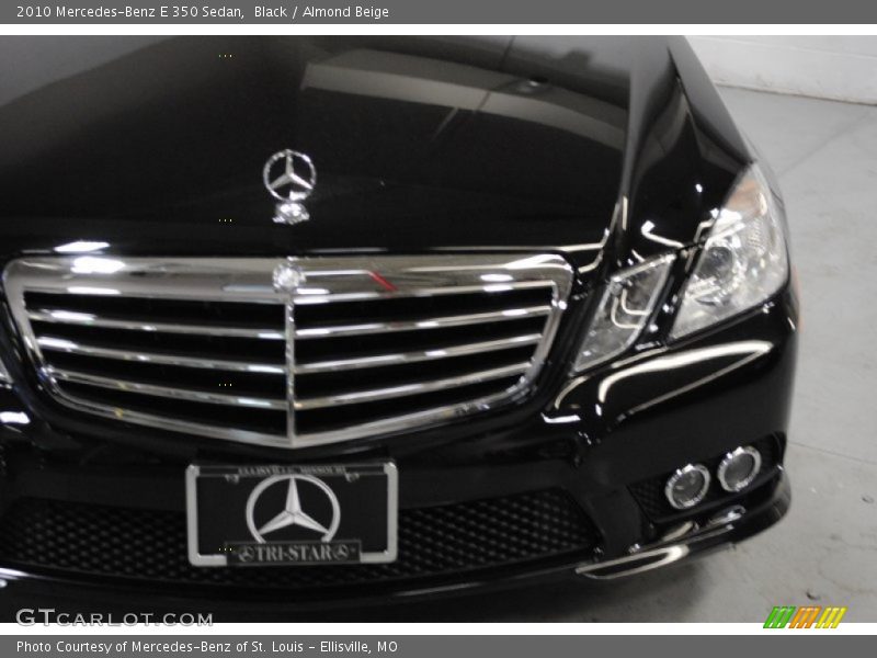 Black / Almond Beige 2010 Mercedes-Benz E 350 Sedan