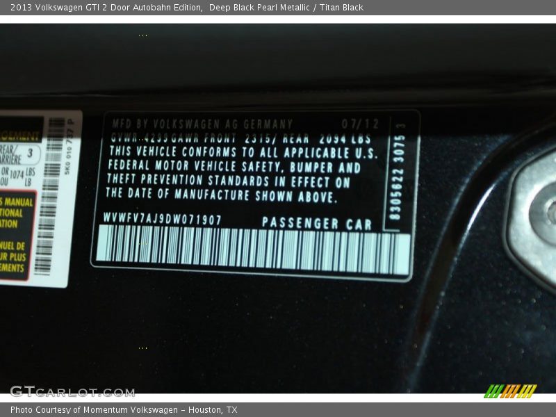 Deep Black Pearl Metallic / Titan Black 2013 Volkswagen GTI 2 Door Autobahn Edition
