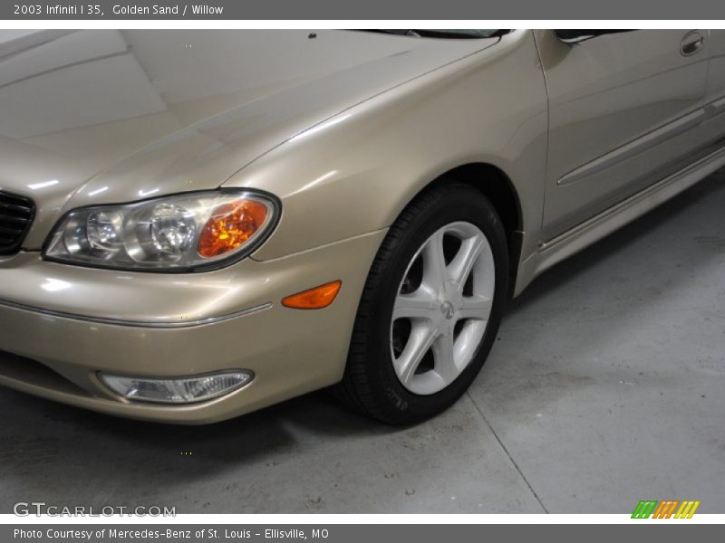 Golden Sand / Willow 2003 Infiniti I 35