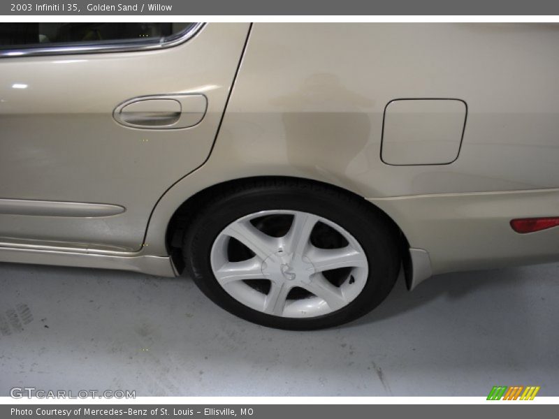 Golden Sand / Willow 2003 Infiniti I 35