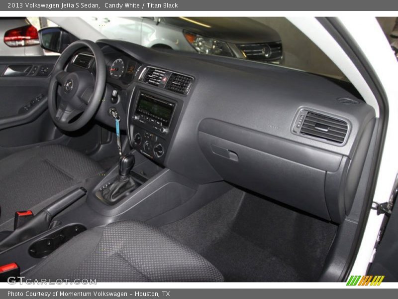 Candy White / Titan Black 2013 Volkswagen Jetta S Sedan