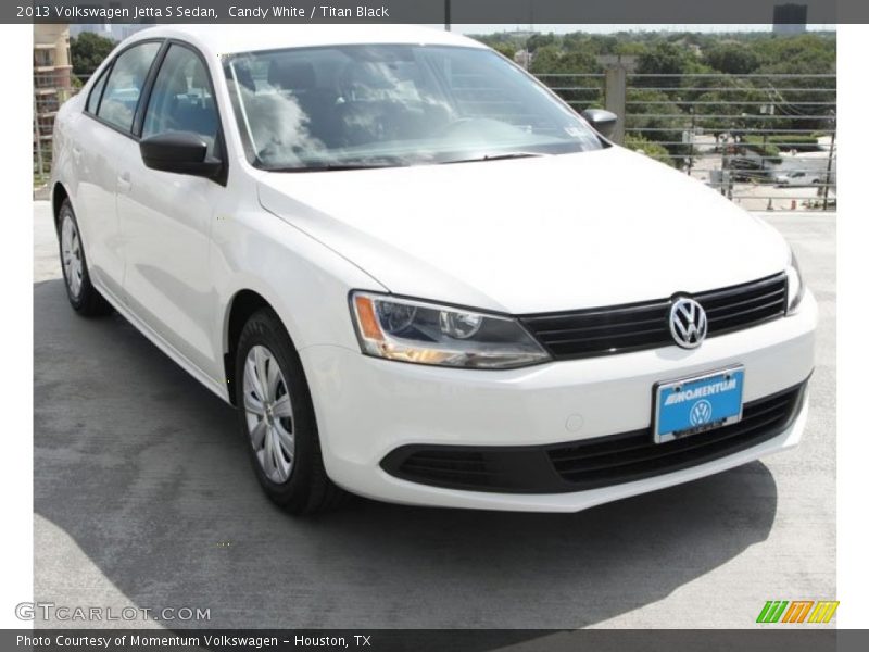 Candy White / Titan Black 2013 Volkswagen Jetta S Sedan