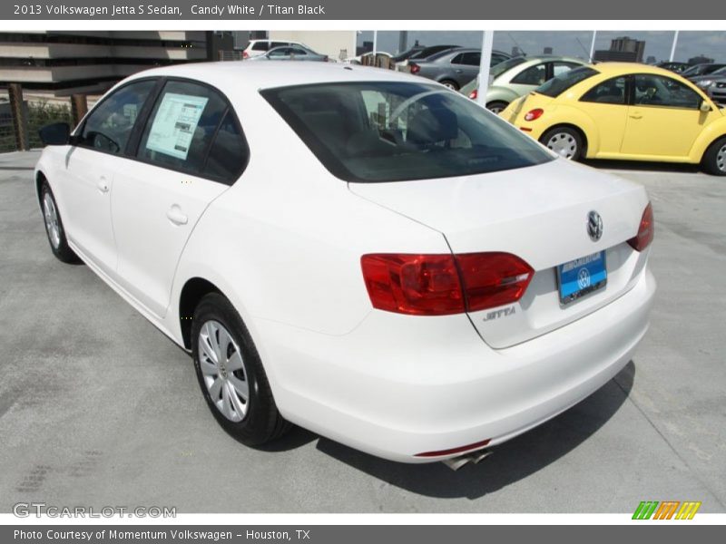 Candy White / Titan Black 2013 Volkswagen Jetta S Sedan