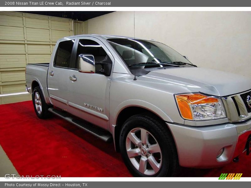 Radiant Silver / Charcoal 2008 Nissan Titan LE Crew Cab