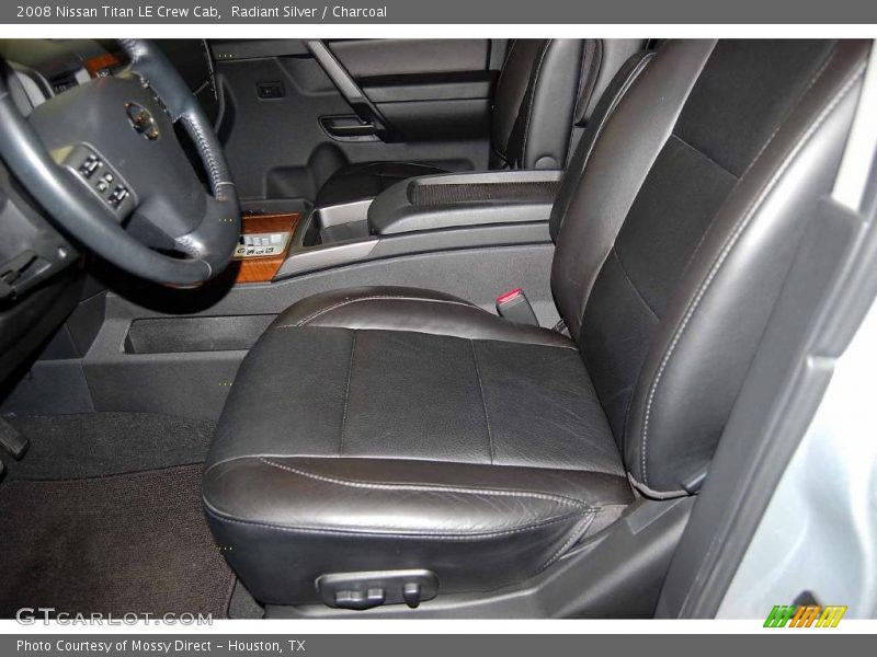 Radiant Silver / Charcoal 2008 Nissan Titan LE Crew Cab
