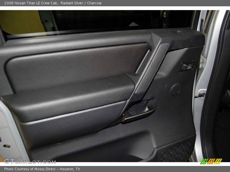 Radiant Silver / Charcoal 2008 Nissan Titan LE Crew Cab